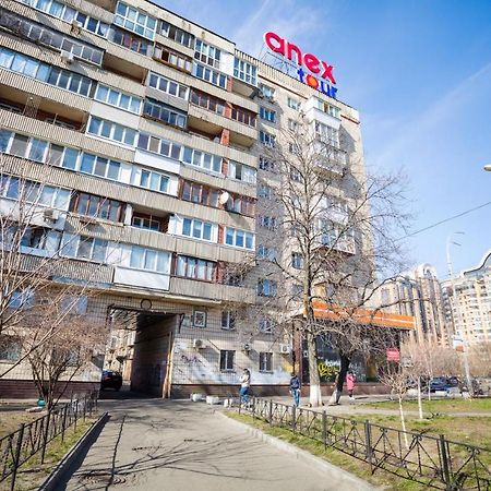 Apartment near metro Pecherskaya Kiev Bagian luar foto