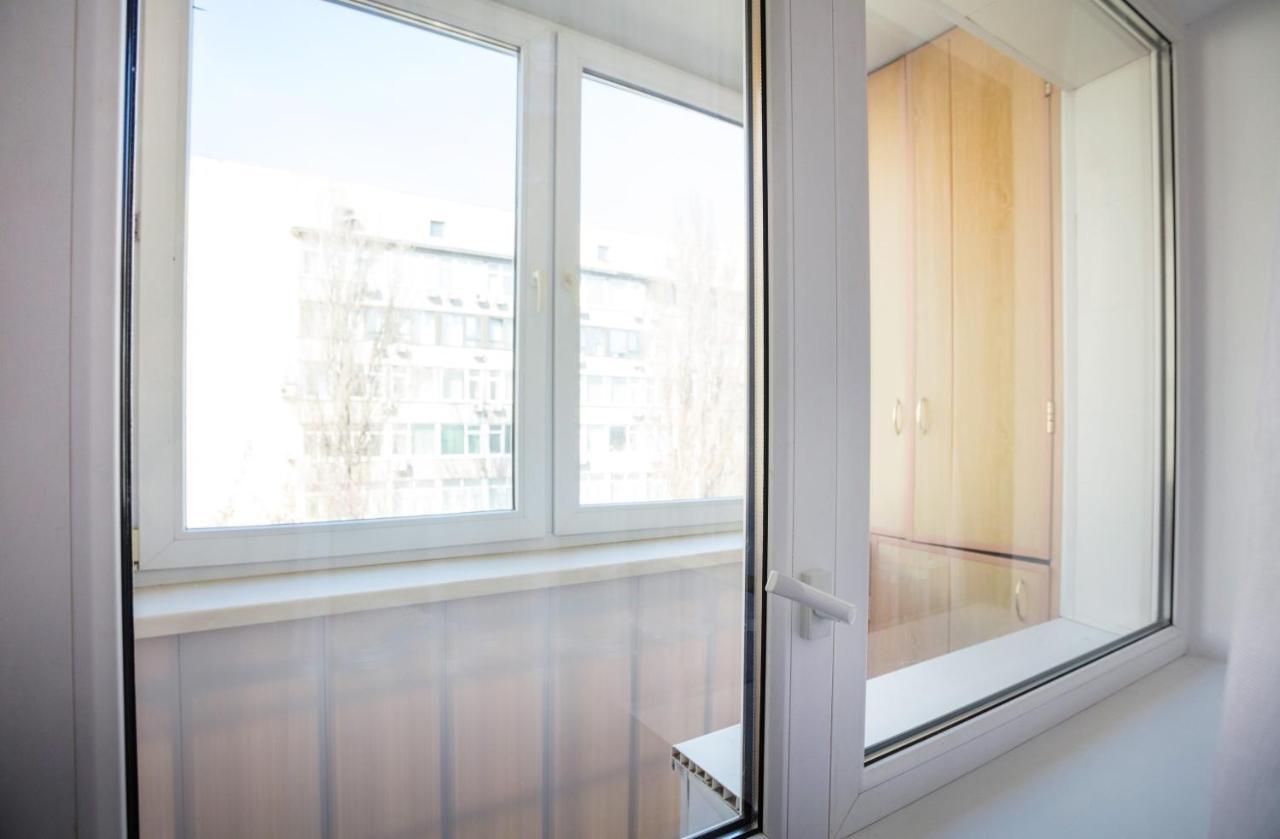 Apartment near metro Pecherskaya Kiev Bagian luar foto