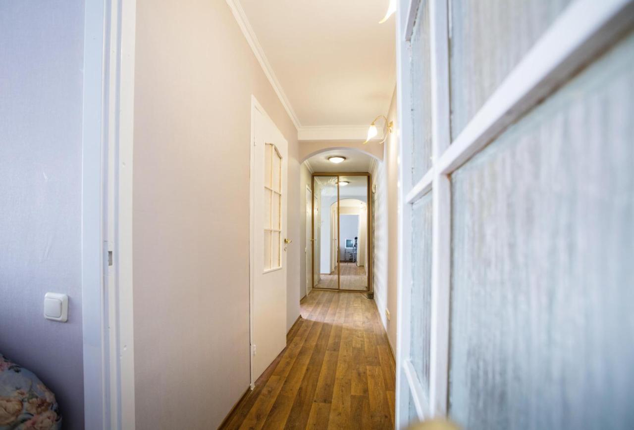 Apartment near metro Pecherskaya Kiev Bagian luar foto